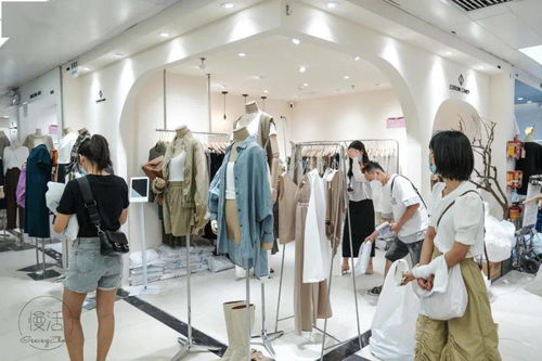 服裝批發城年中清倉大促，低至10元起，500元裝一麻袋！