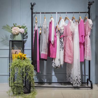 中國服裝批發(fā)市場概覽 價(jià)格、廠家與供應(yīng)商分析